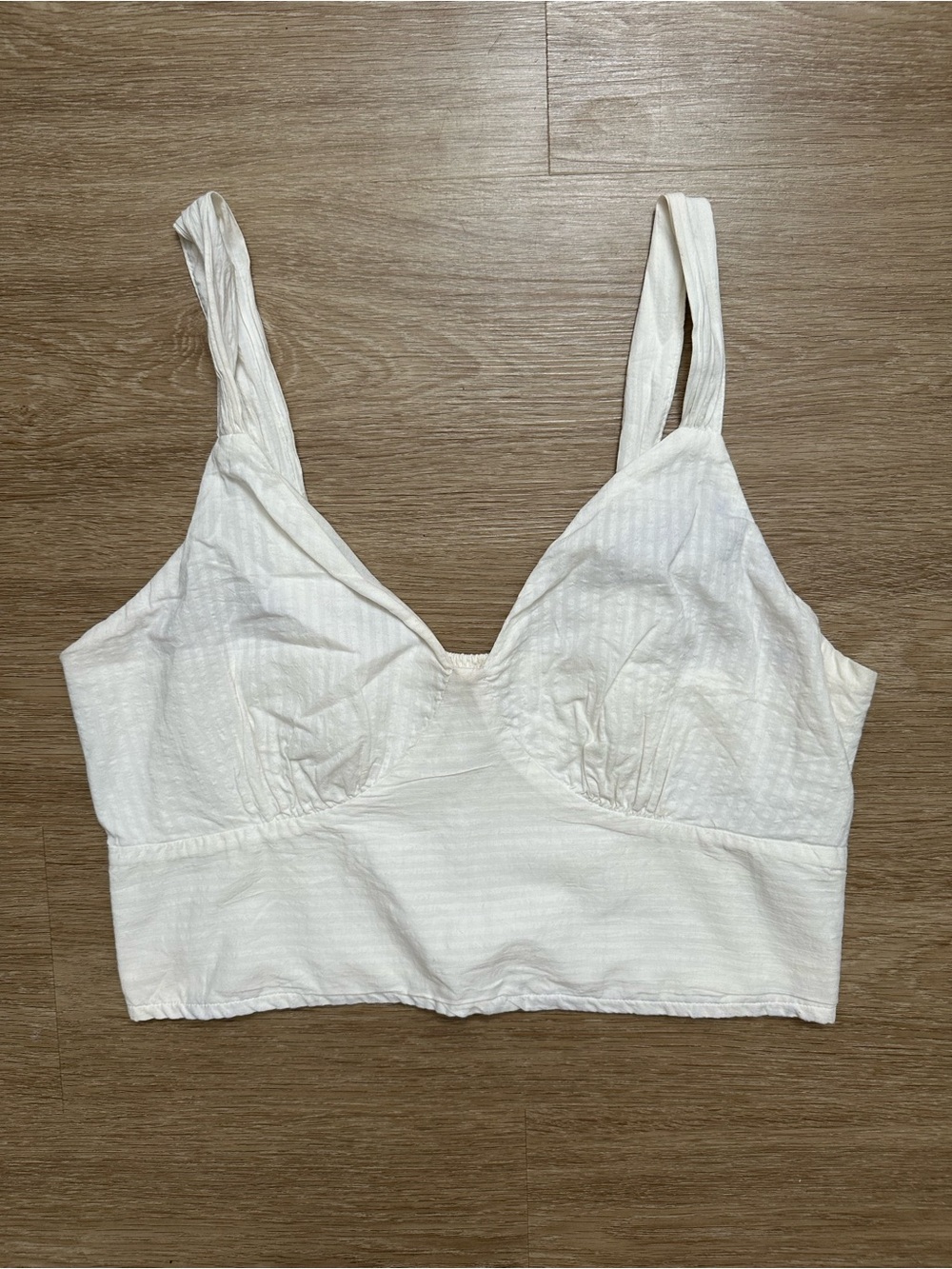 Seersucker V-Neck Crop Top